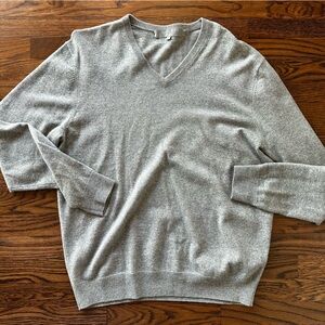 Cashmere Vneck grey Sweaters